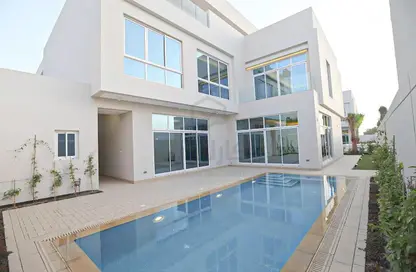 Pool image for: Villa - 6 Bedrooms - 7 Bathrooms for rent in Janabiya - Northern Governorate, Image 1