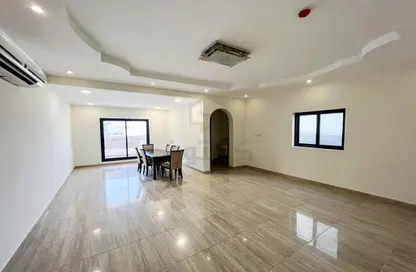Empty Room image for: Apartment - 3 Bedrooms - 3 Bathrooms for sale in Busaiteen - Muharraq Governorate, Image 1