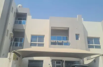 Villa - 4 Bedrooms - 4 Bathrooms for sale in Tubli - Central Governorate