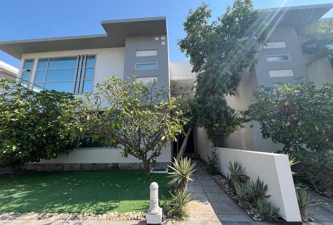 964141 - Property Image 2