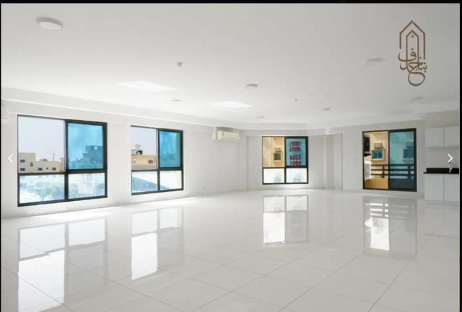 954442 - Property Image 3