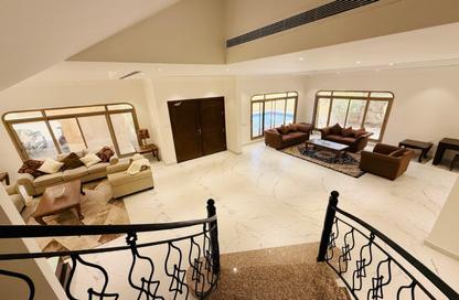 Villa - 4 Bedrooms - 5 Bathrooms for rent in Saar - Northern Governorate