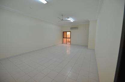 Office Space - Studio - 2 Bathrooms for rent in Gufool - Manama - Capital Governorate