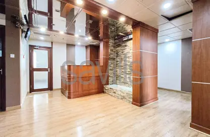 Office Space - Studio - 2 Bathrooms for rent in Manama Downtown - Manama - Capital Governorate