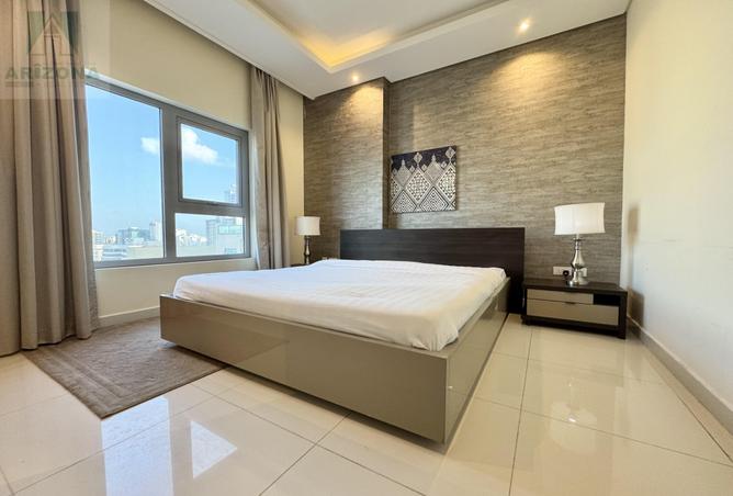 963121 - Property Image 2