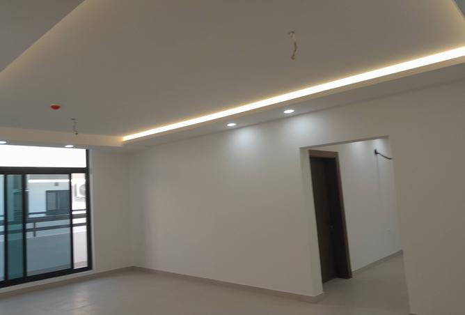 953625 - Property Image 3