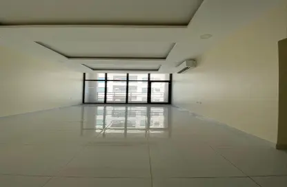 Apartment - 2 Bedrooms - 2 Bathrooms for sale in Hidd - Muharraq Governorate