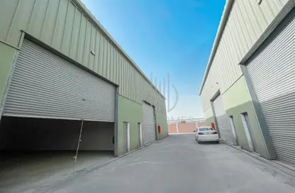 Warehouse - Studio - 1 Bathroom for rent in Hidd - Muharraq Governorate