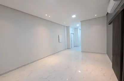 Apartment - 3 Bedrooms - 2 Bathrooms for rent in Saar - Northern Governorate