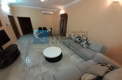 صورة لـ غرفة المعيشة / غرفة الطعام شقة - 3 غرف نوم - 3 حمامات للايجار في العدلية - المنامة - محافظة العاصمة ، صورة رقم 1