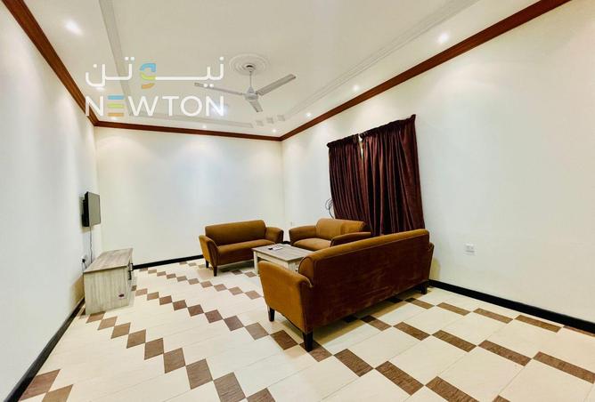 967523 - Property Image 2