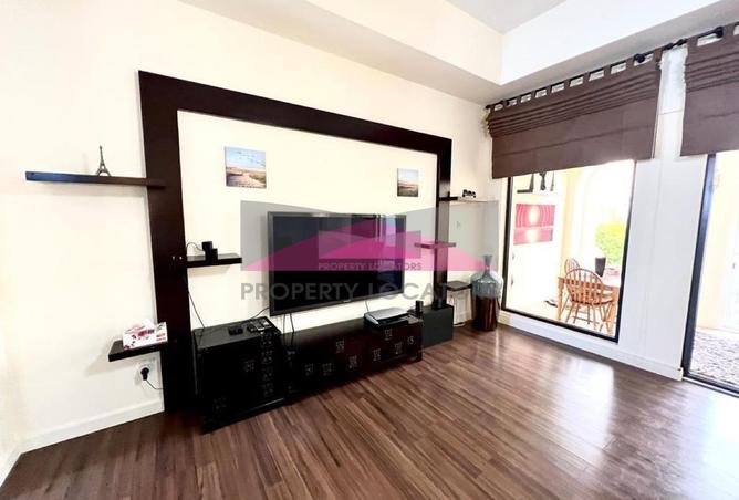 963719 - Property Image 3