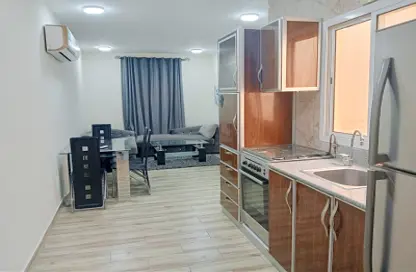 Apartment - 1 Bedroom - 1 Bathroom for rent in Al Burhama - Manama - Capital Governorate
