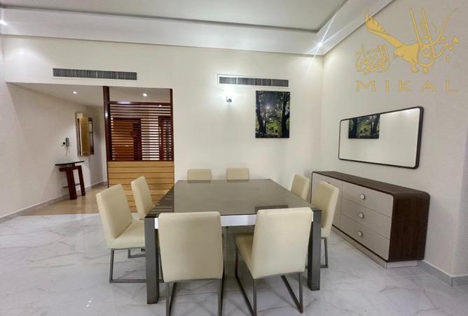 963706 - Property Image 3