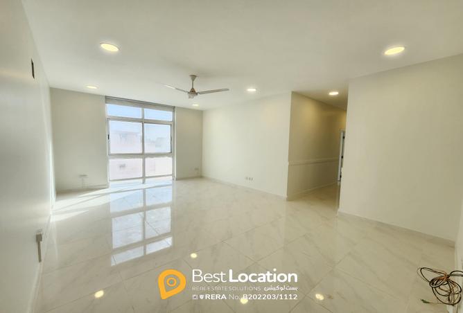 956467 - Property Main Image