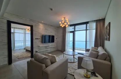 Living Room image for: Apartment - 1 Bedroom - 1 Bathroom for sale in Exhibition Road - Hoora - Capital Governorate, Image 1