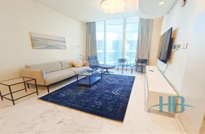 Living Room image for: Apartment - 1 Bedroom - 1 Bathroom for rent in Bahrain Bay - Capital Governorate, Image 1