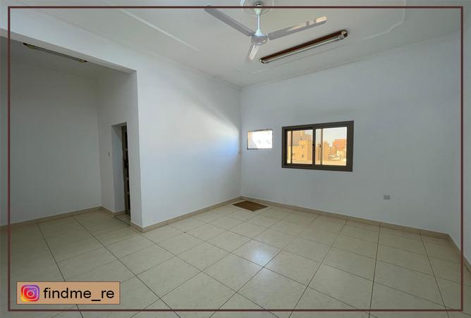 956660 - Property Image 2