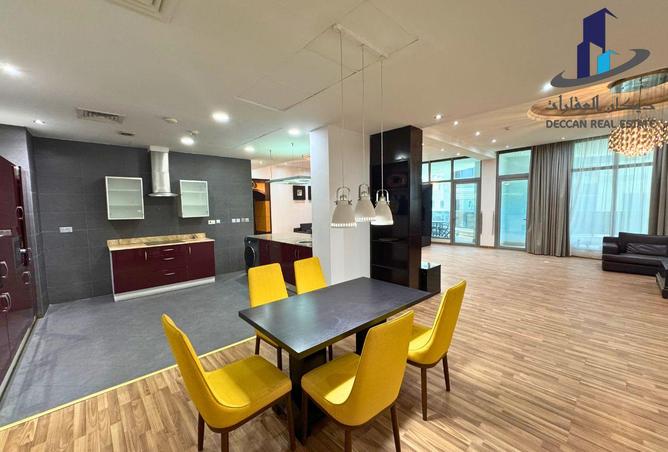 989056 - Property Image 2