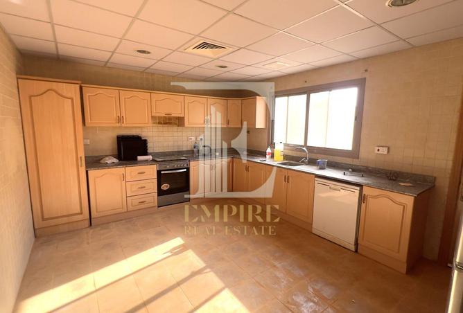 965555 - Property Image 3