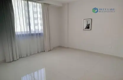 Office Space - Studio - 2 Bathrooms for rent in Seef - Capital Governorate