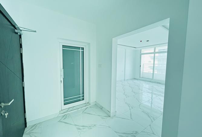 960030 - Property Image 2