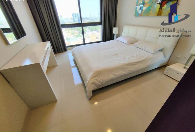 989215 - Property Image 2