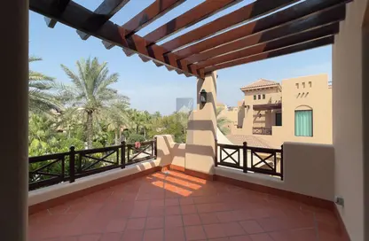 Terrace image for: Villa - 3 Bedrooms - 5 Bathrooms for rent in Jannusan - Northern Governorate, Image 1