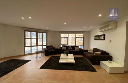 Apartment - 3 Bedrooms - 3 Bathrooms for rent in Al Juffair - Capital Governorate