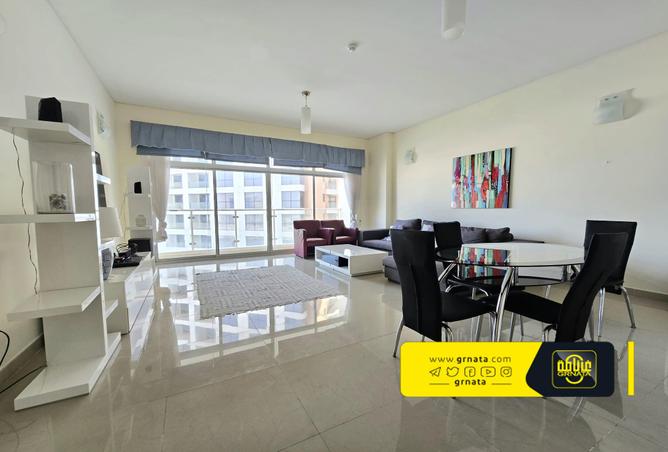 851908 - Property Image 2
