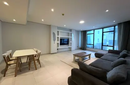 Apartment - 2 Bedrooms - 2 Bathrooms for rent in Um Al Hasam - Manama - Capital Governorate