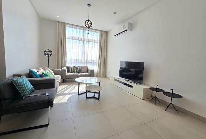 974414 - Property Image 2