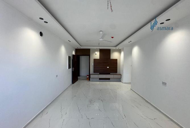 986929 - Property Image 2