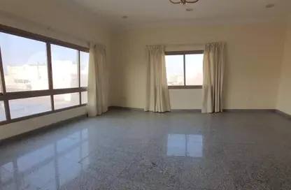 Apartment - 2 Bedrooms - 2 Bathrooms for rent in Hidd - Muharraq Governorate