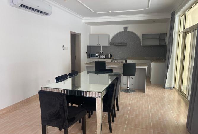 956015 - Property Image 3