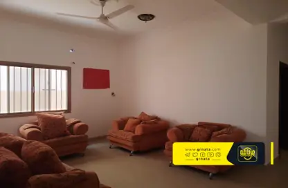 Apartment - 2 Bedrooms - 2 Bathrooms for rent in Jid Ali - Central Governorate