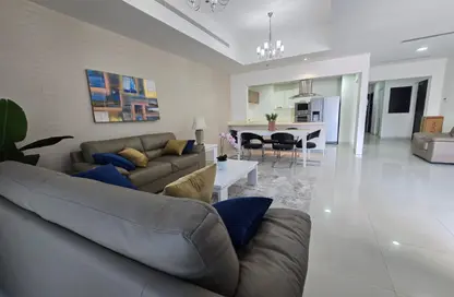 Apartment - 3 Bedrooms - 3 Bathrooms for rent in Mahooz - Manama - Capital Governorate