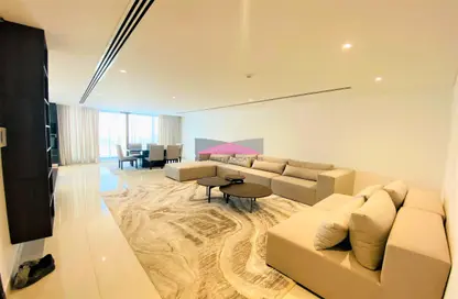 Apartment - 2 Bedrooms - 3 Bathrooms for rent in Al Juffair - Capital Governorate