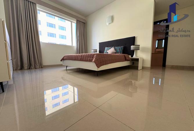 954837 - Property Image 2