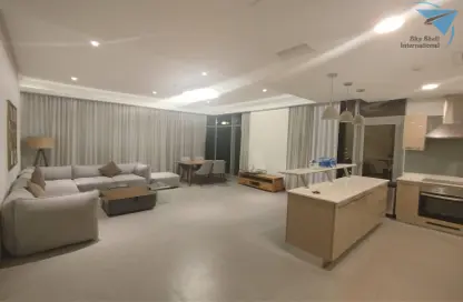 Apartment - 2 Bedrooms - 2 Bathrooms for rent in Seef - Capital Governorate