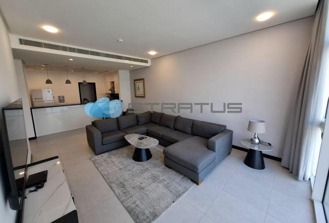 940631 - Property Image 2