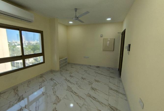 974861 - Property Image 2