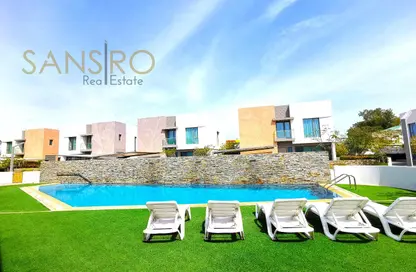 فيلا - 4 غرف نوم - 5 حمامات للايجار في الجنبية - المحافظة الشمالية