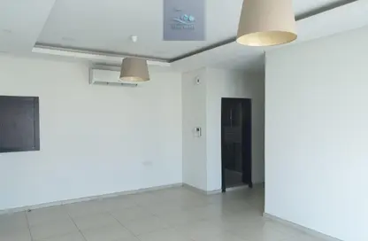 Apartment - 2 Bedrooms - 2 Bathrooms for rent in Hidd - Muharraq Governorate Apartment - 2 Bedrooms - 2 Bathrooms for rent in Hidd - Muharraq Governorate