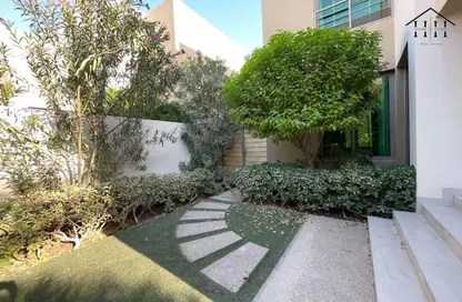 Apartment - 4 Bedrooms - 5 Bathrooms for rent in Hamala - Northern Governorate