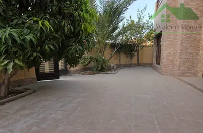 فيلا - 3 غرف نوم - 4 حمامات للايجار في الحد - المحرق