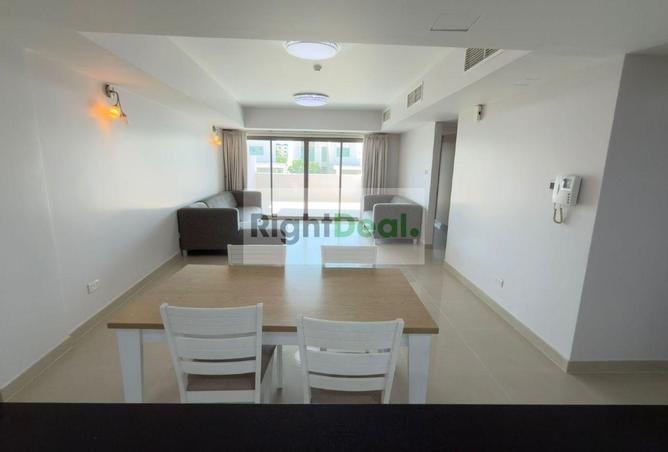 949677 - Property Image 2