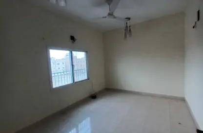 Apartment - 2 Bedrooms - 2 Bathrooms for rent in Jid Ali - Central Governorate