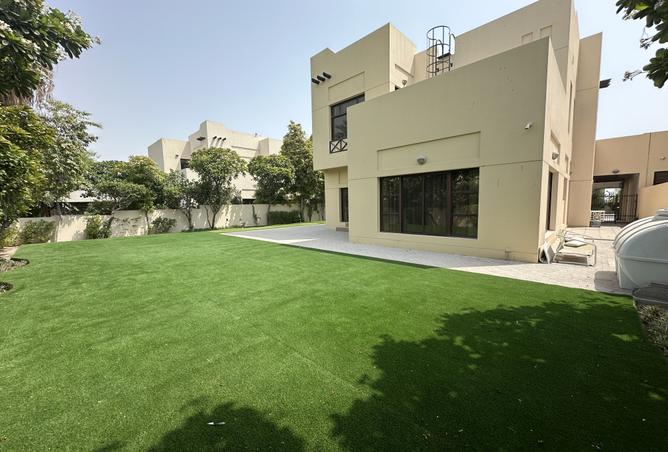 976030 - Property Image 2