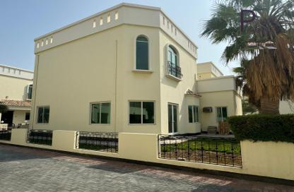 Compound - 3 Bedrooms - 4 Bathrooms for rent in Saar - Northern Governorate